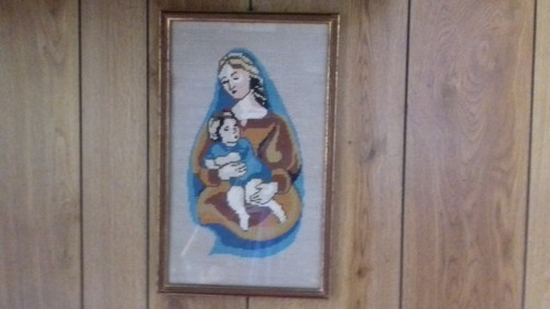 Quadro con Madonna e Bambino ricamati a mano